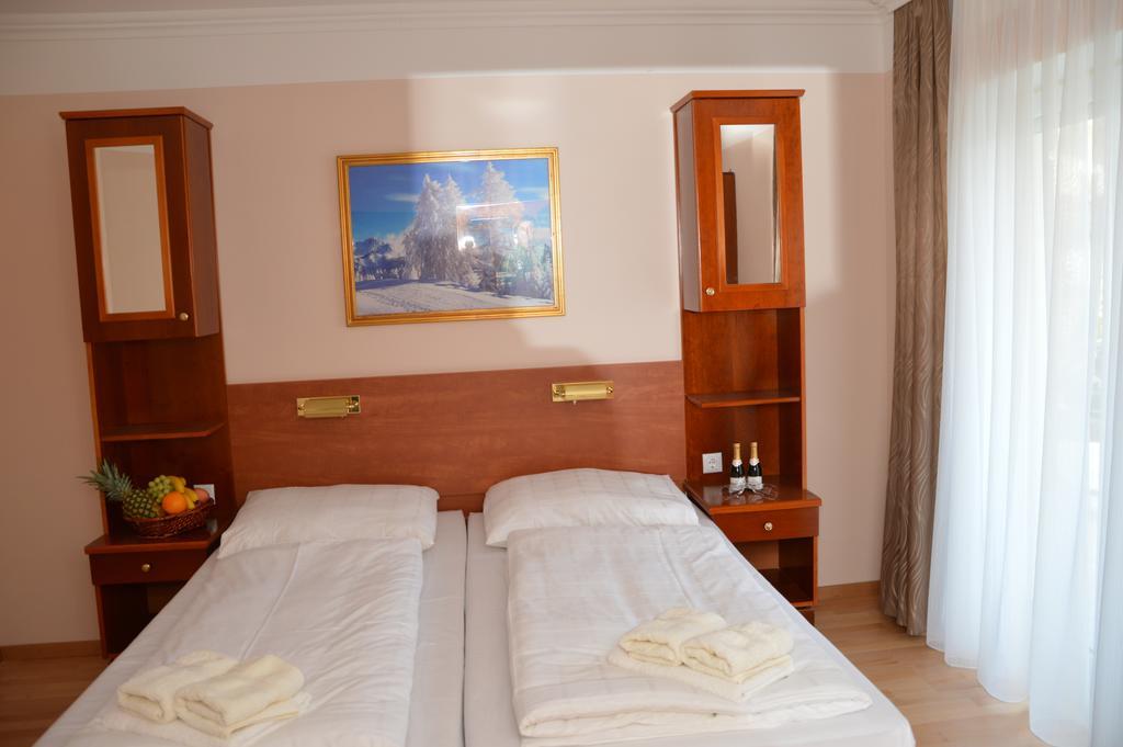 Private Room Pyrkerstrasse Bad Hofgastein Værelse billede